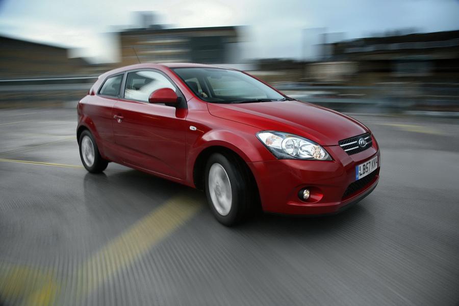  Kia pro_cee&rsquo;d 2008 года  (фото 68 из 182)
